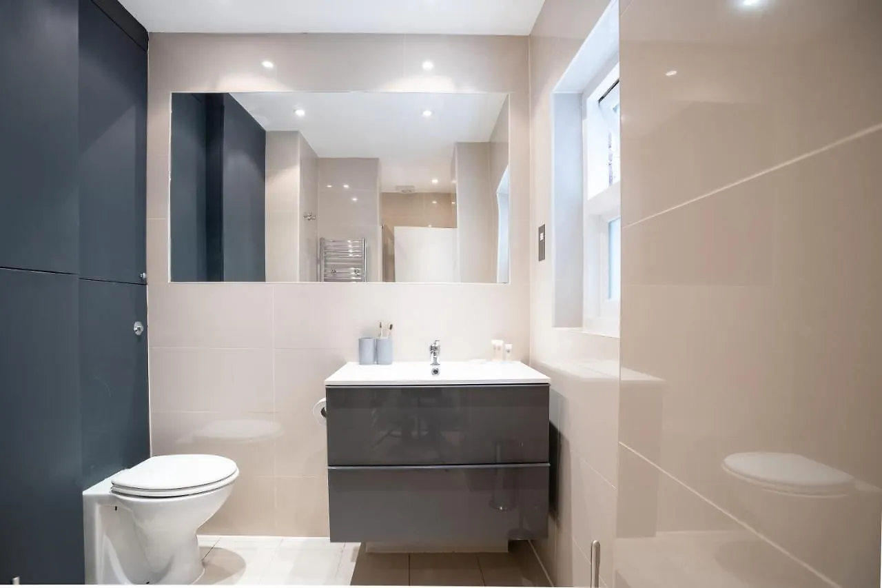 Perfect For Business & Corporate Stays - Three Bed With City View Shoreditch London 0*,  United Kingdom