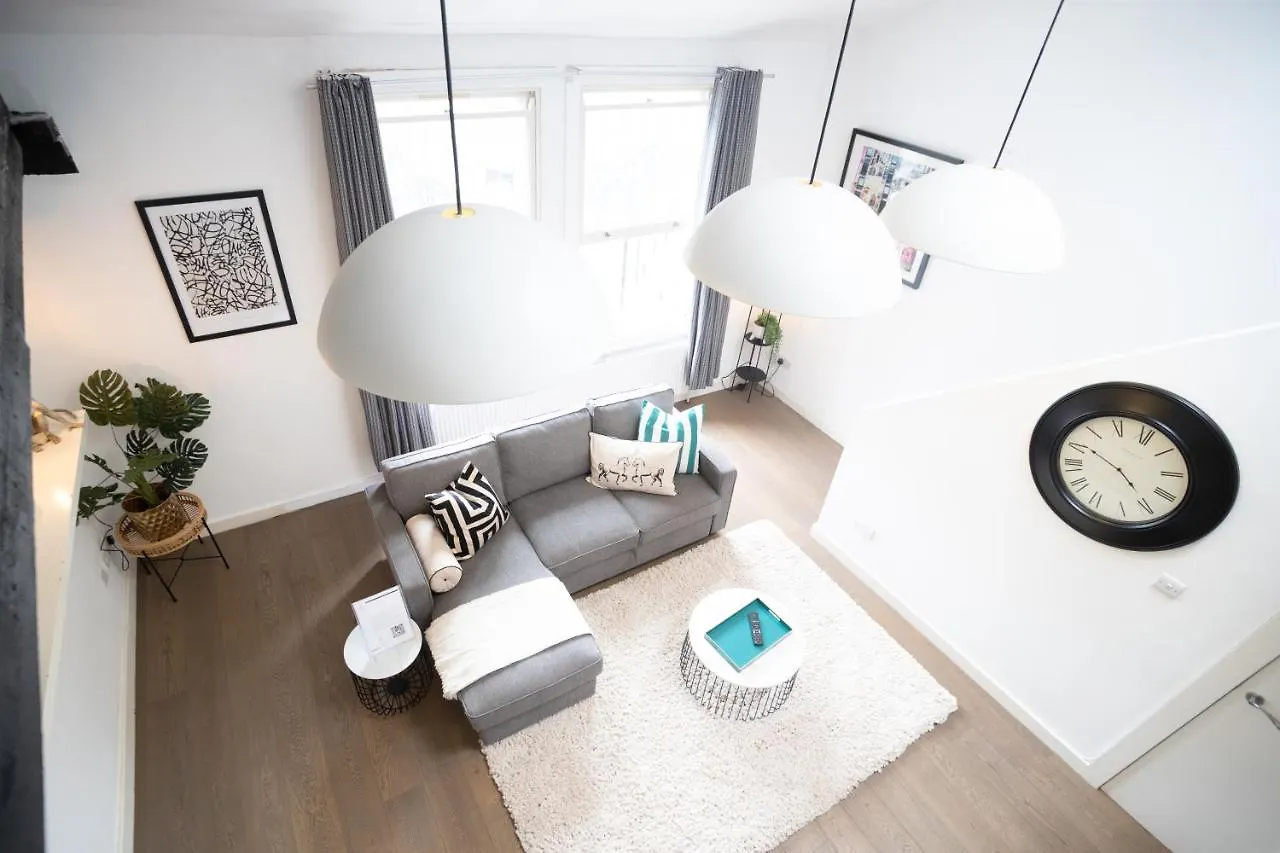 Perfect For Business & Corporate Stays - Three Bed With City View Shoreditch London 0*,